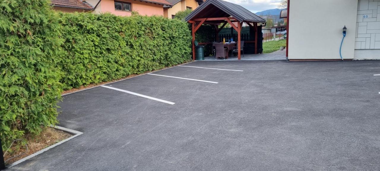 Prenociste-Sobe-Rooms-Aman Bihać Eksteriør bilde
