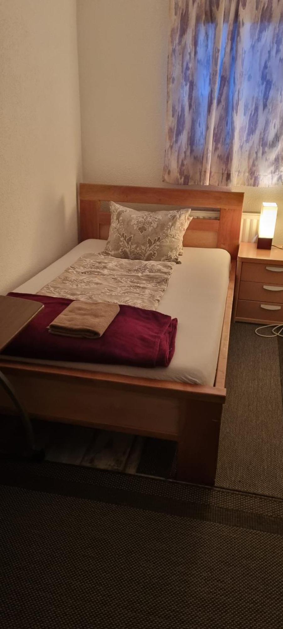 Prenociste-Sobe-Rooms-Aman Bihać Rom bilde