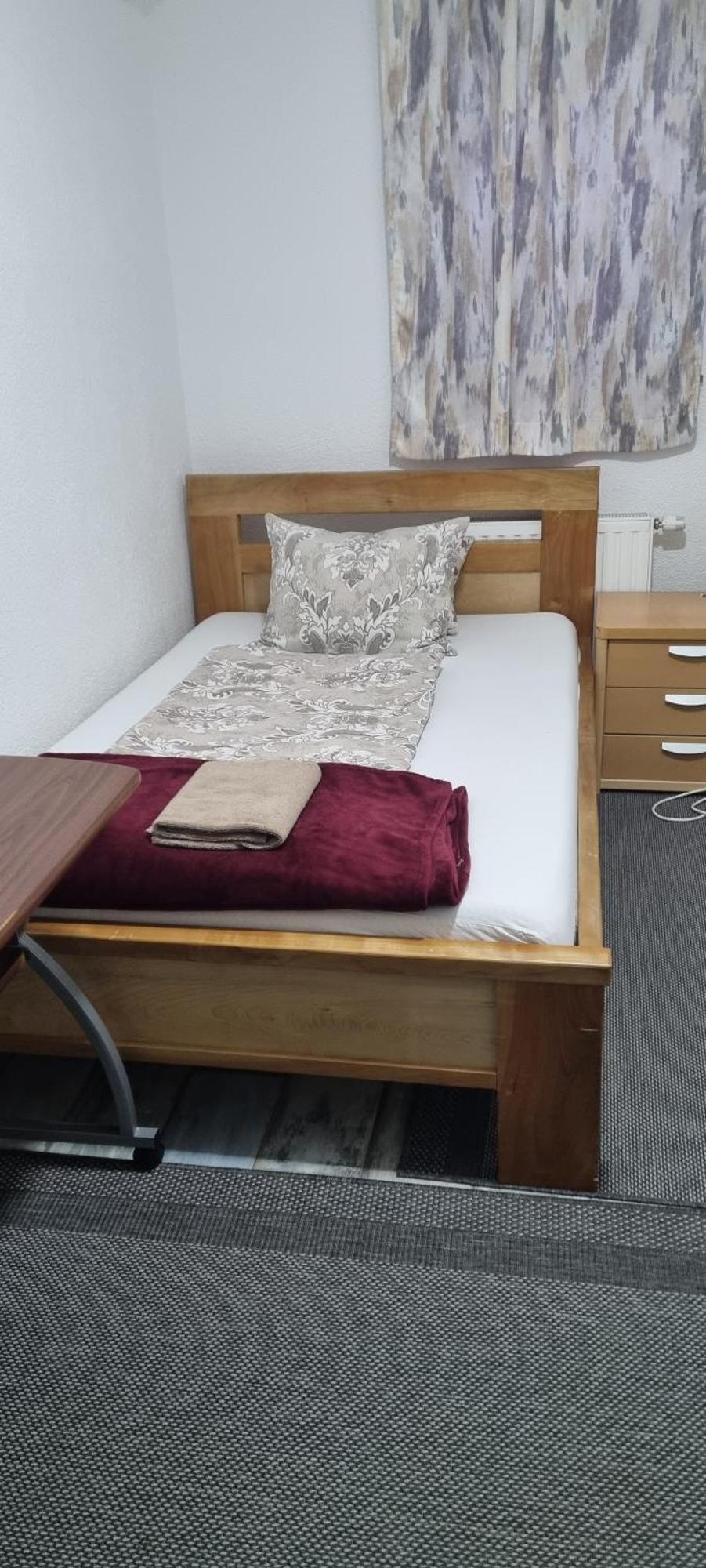 Prenociste-Sobe-Rooms-Aman Bihać Rom bilde