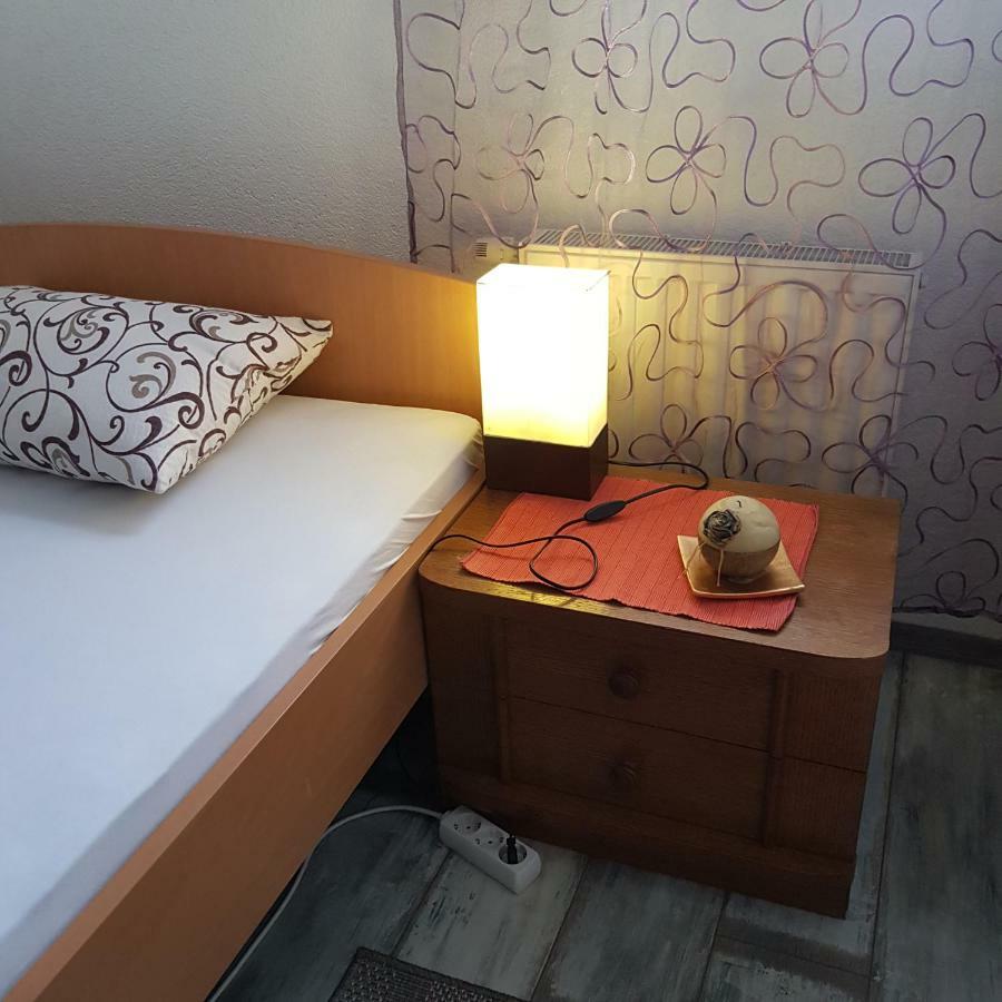 Prenociste-Sobe-Rooms-Aman Bihać Eksteriør bilde